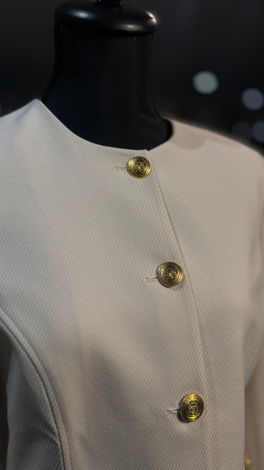 Blazer crème – robe élégante | DA DRESSES