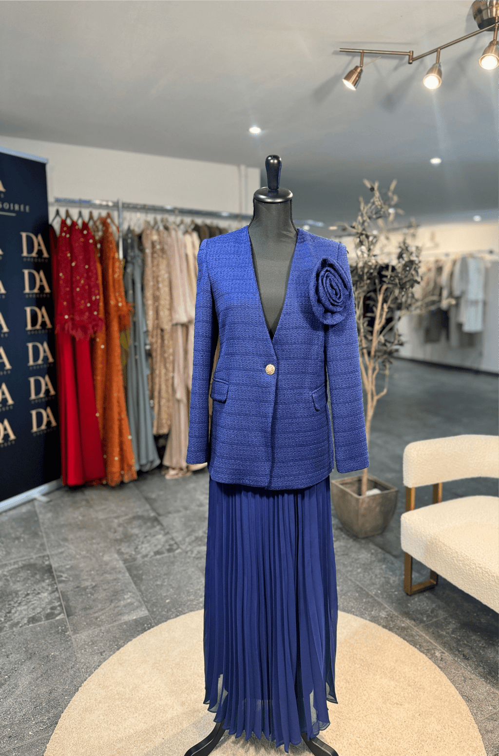 Ensemble blazer jupe plissée – robe élégante | DA DRESSES