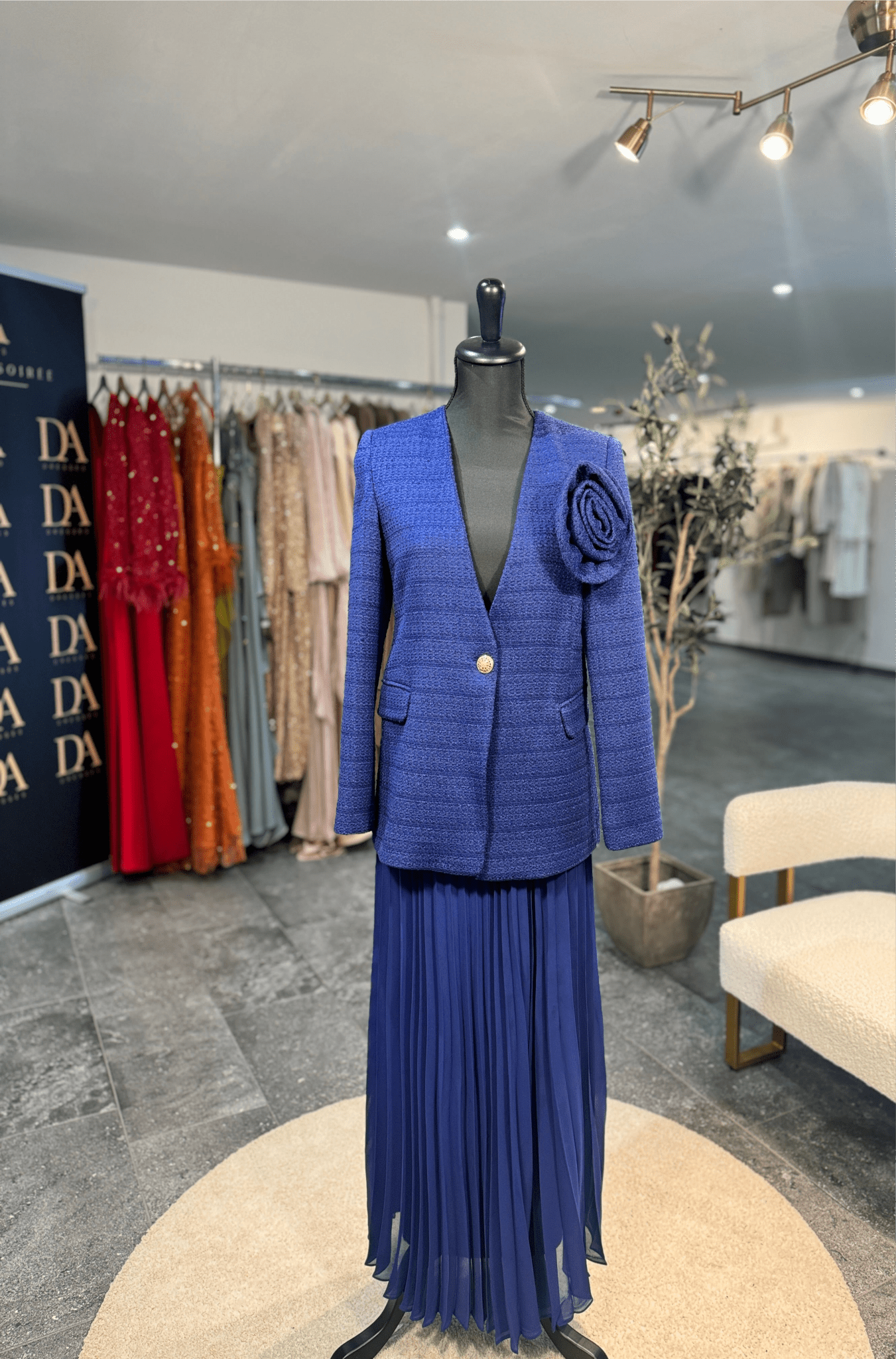 Ensemble blazer jupe plissée – robe élégante | DA DRESSES