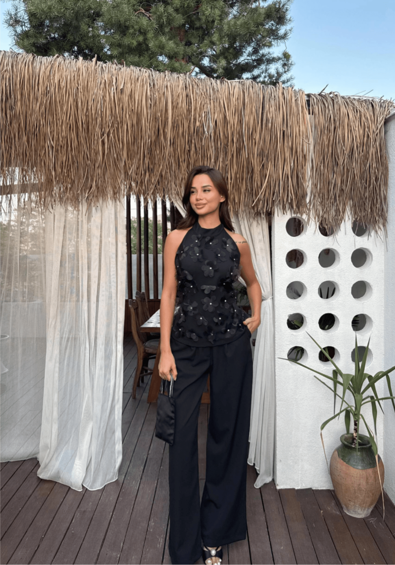 Ensemble noir chic à dos nu – robe élégante | DA DRESSES