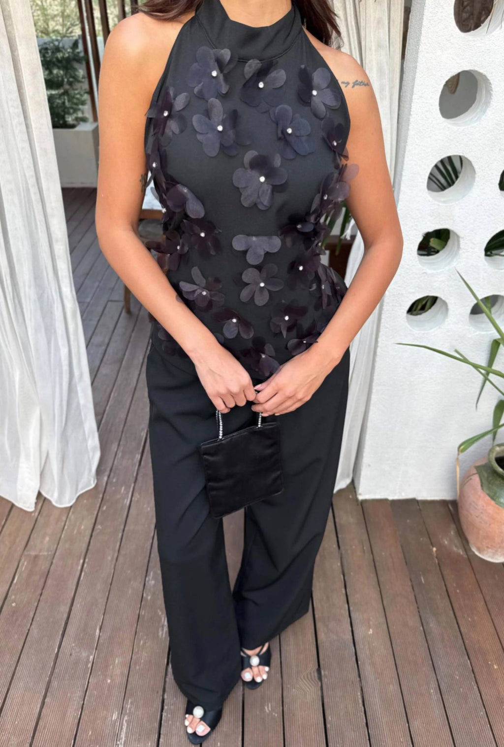 Ensemble noir chic à dos nu – robe élégante | DA DRESSES