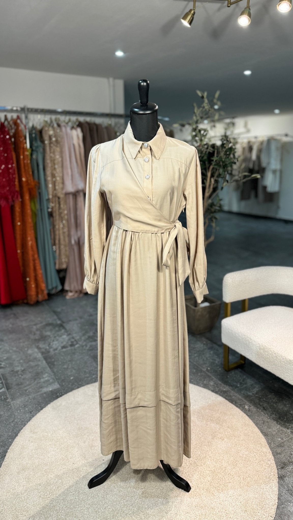 Robe longue à nouer beige – robe élégante | DA DRESSES